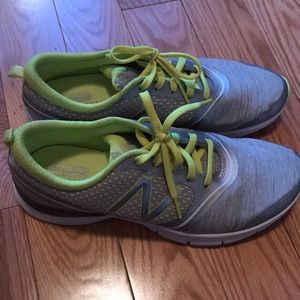 New balance walking shoes